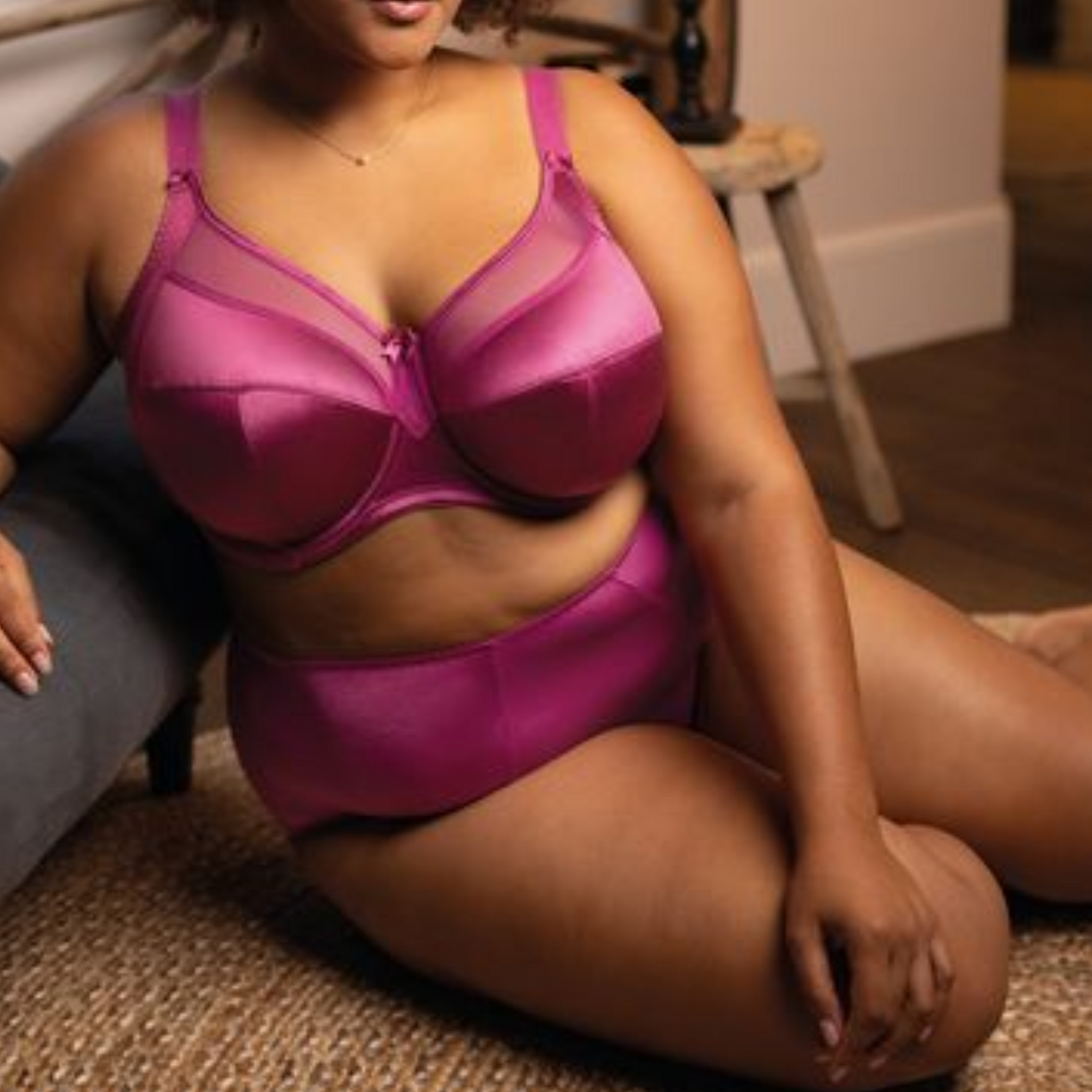 Goddess Keira Banded Bra