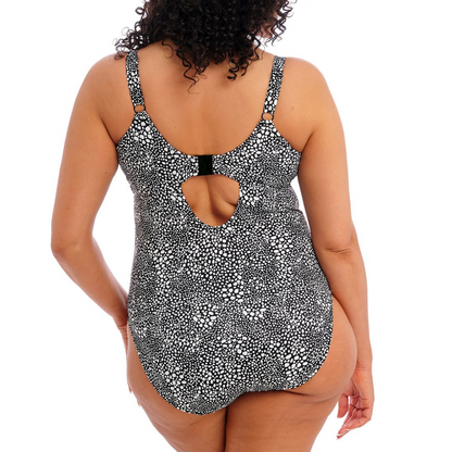 Pebble Cove Non Wired Full Costume