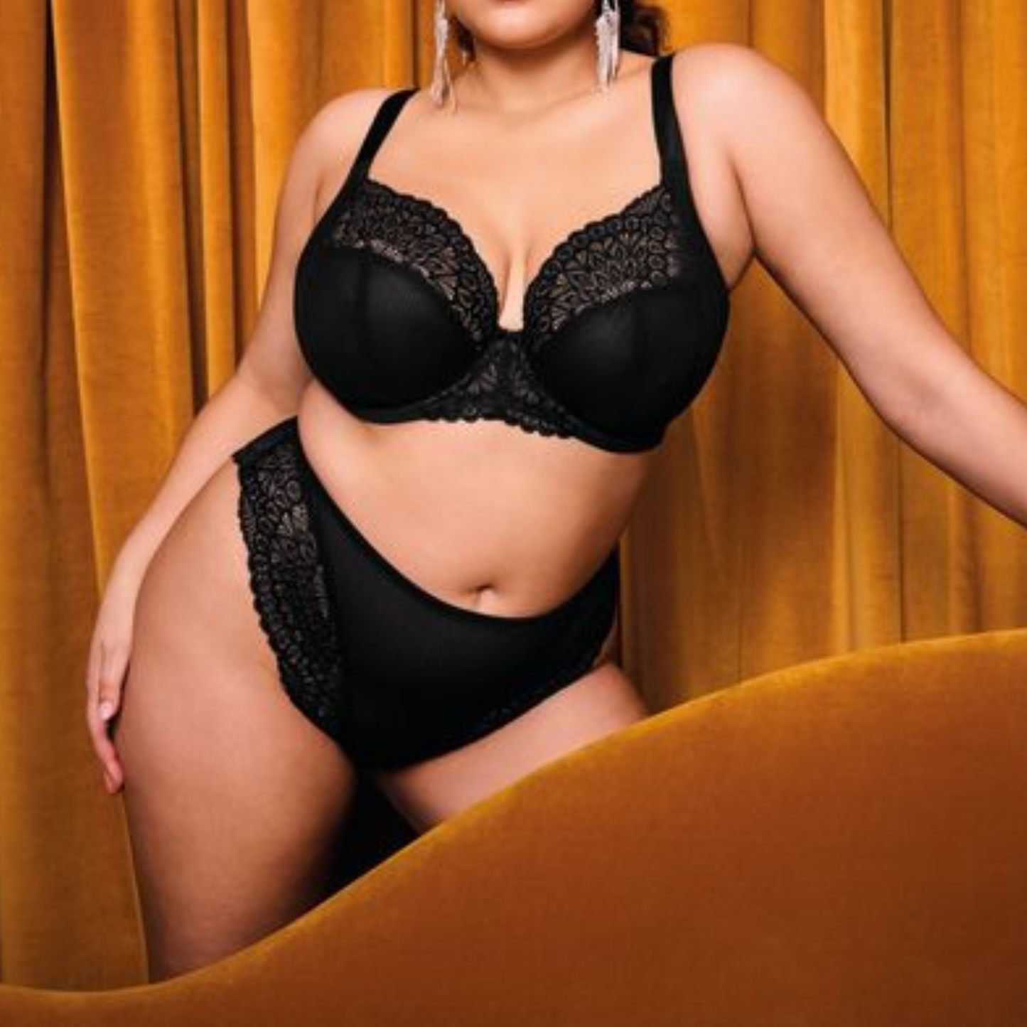 Tiernie Stretch Plunge Bra